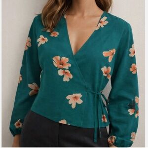 Authentic Wilfred Lilia wrap top in size small